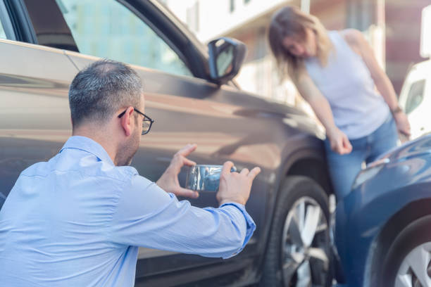 Professional Car Insurance Near Me technician working in Leonia, NJ